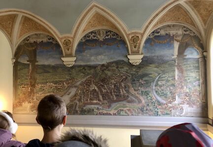 Blick auf eine alte Karte von Graz.